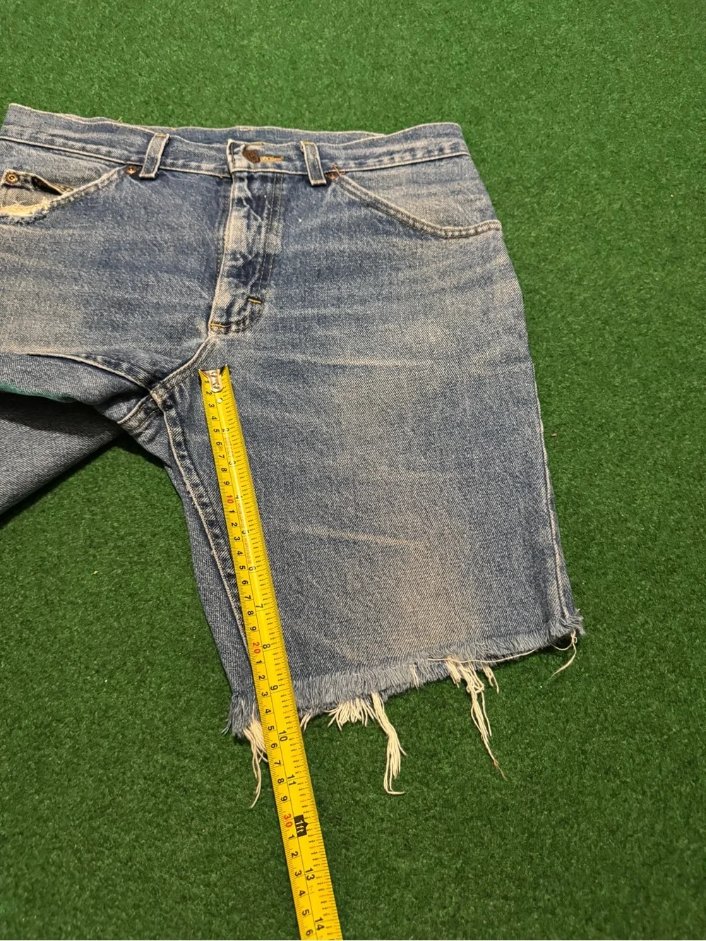 Lee Vintage Denim Shorts Cutoff 32 80s 90s Grunge 9” Distressed Jorts